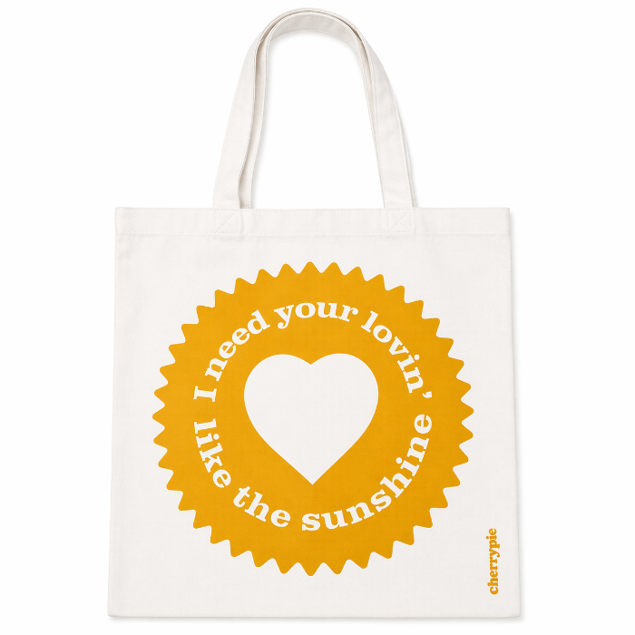 Wit-gele-canvas-strandtas-i-need-your-lovin