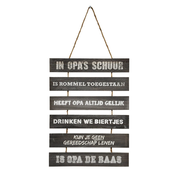 muurdecoratie-in-opas-schuur-hout-bruin-wit