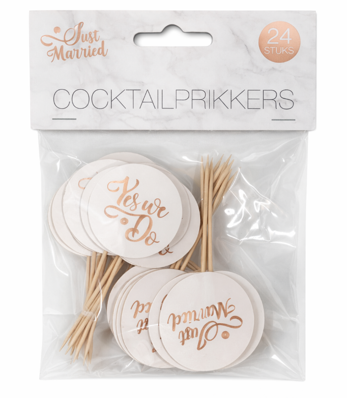 cocktailprikkers-just-married