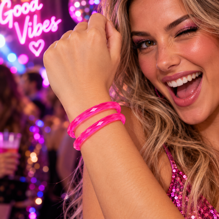 armbanden-neon-roze-set-2-stuks
