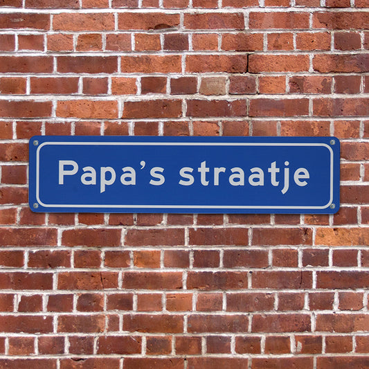 metalen-bord-papas-straat