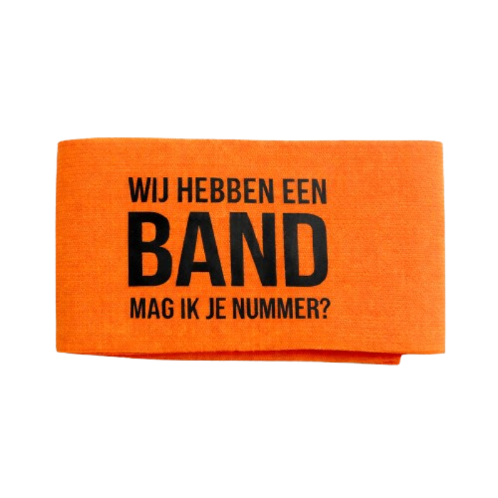 captain-armband-orange-wij-hebben-een-band