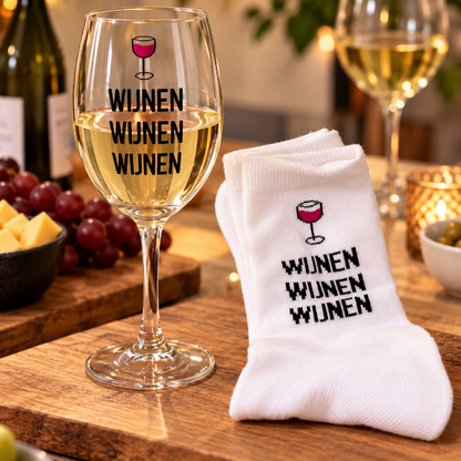 giftset-wine-glass-socks-wijnen-wijnen-wijnen